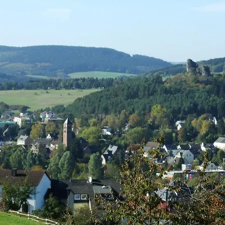 Near Eifel Lift בית נופש *