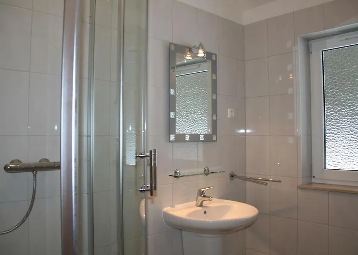 Near Eifel Lift Dom wakacyjny *